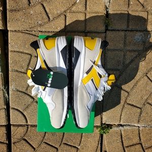 Diadora N9002 "Banana"